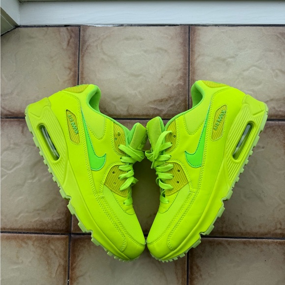 Nike Air Max Neon Green Sneakers - Picture 2 of 6